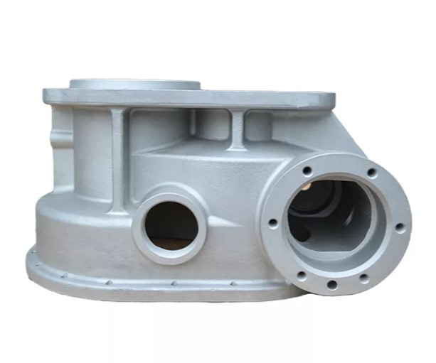 What are the production advantages of sand casting?