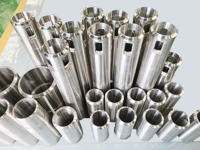 Customized Seamless Stainless Steel Pipe